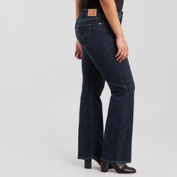 NWT Levi's Classic Bootcut Stellar Stretch Dark Wash - size 12 short (W31 L30) - Picture 7 of 13